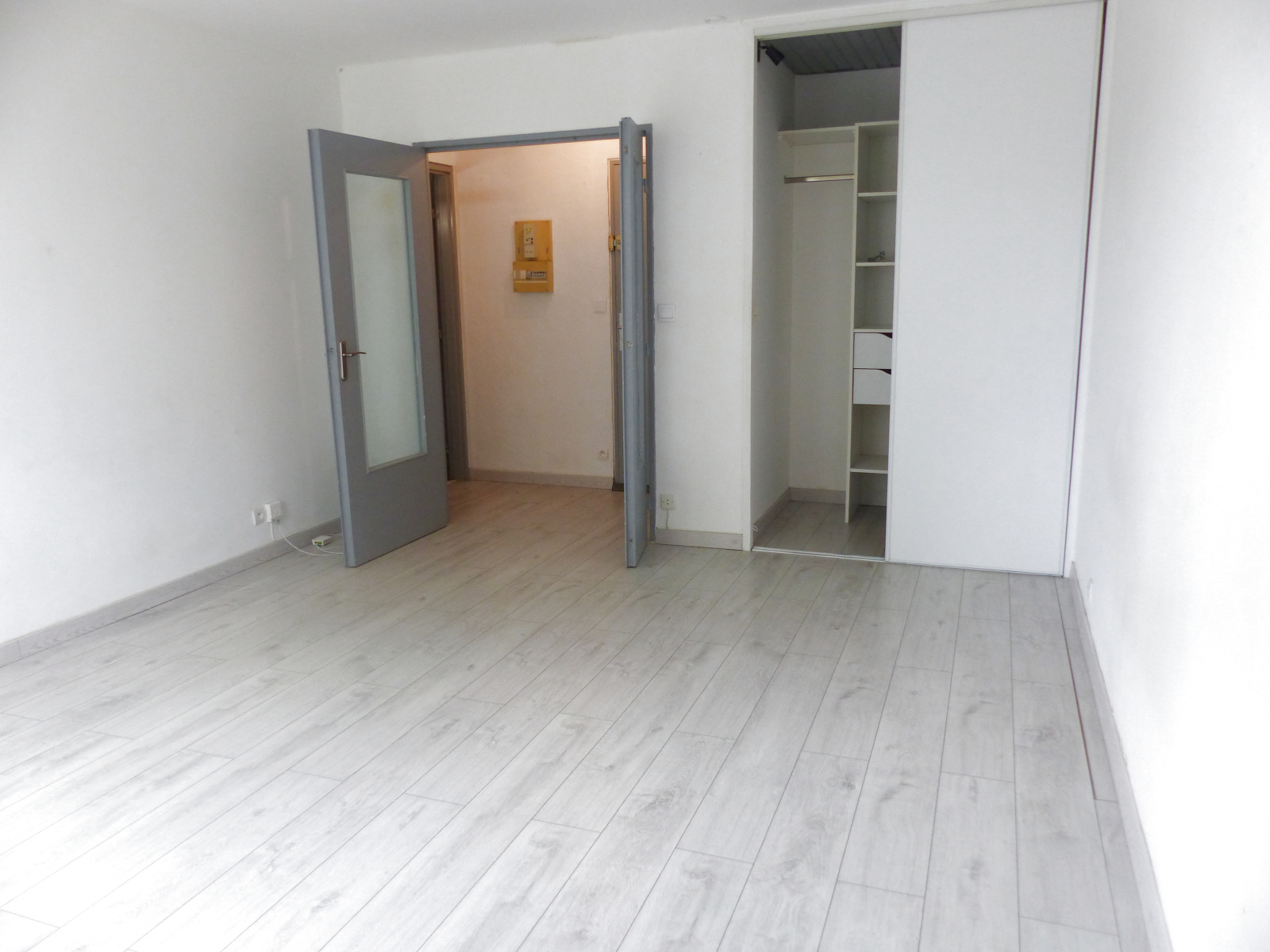 Image_2, Appartement, Menucourt, ref :VAP410007853